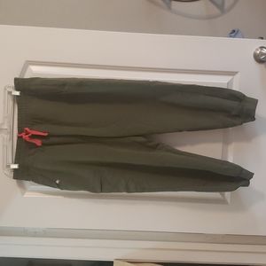 Zamora high waisted Zamora Scrub Pants Large Petite in Dark Olive